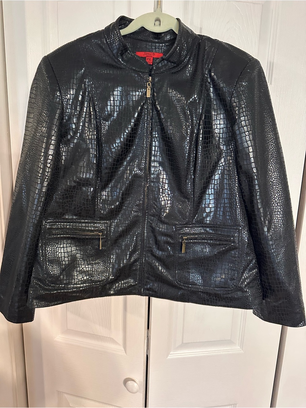 Joni B Black Croc-Embossed Faux Leather Jacket - Women's PXL